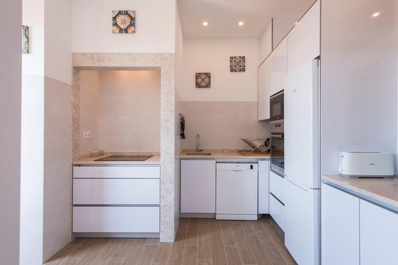 Lovelystay - Comfortable With River Views Lejlighed